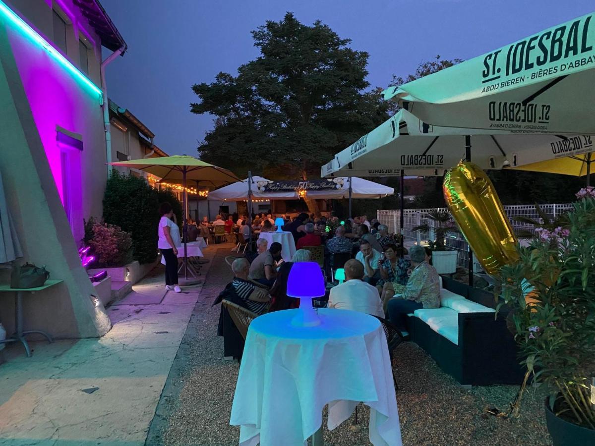 La Promenade Otel Coings Dış mekan fotoğraf